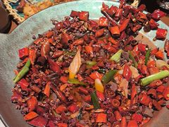 -包整·丝娃娃(一览甲秀楼风景店)