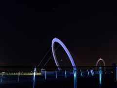 -南京眼步行桥