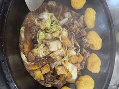 -粘豆包柴火铁锅炖