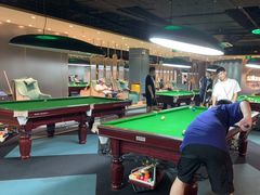 -夜时尚台球俱乐部(汉阳摩尔城店)