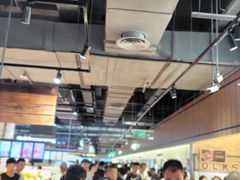 -胖东来生活广场(健康路店)