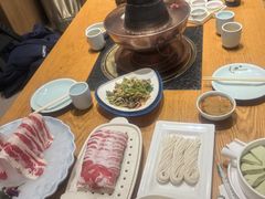 -额尔敦传统涮.冰煮羊火锅(乌兰察布体育场店)