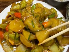 -巧婆婆特色东北菜·铁锅炖