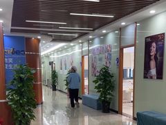 -茂菊口腔连锁(浦东南路店)