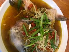深海剁椒鱼头-温州一家人美食(西木头市店)