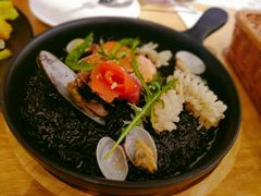 -LO CALCOW卡路力轻食主义餐厅(陆家嘴店)