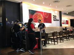 大堂-必胜客(百联又一城店)