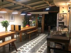 -两棵枇杷树