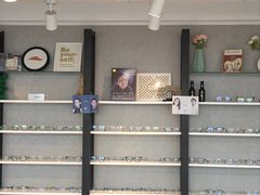 -瑞司视光眼镜·蔡司战略合作眼镜店(新街口店)