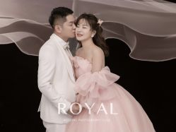 点击看大图 -挪娅婚纱摄影皇家会所