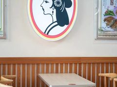 用餐区-香妃烤鸡(西单店)