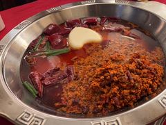 -山城年华老火锅(玉林店)