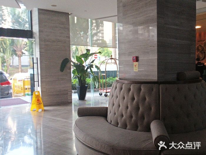 澳城花园酒店(深圳湾口岸店)图片