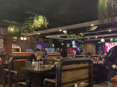 -麦凯伦烧烤·精酿超级工厂店(金桥总店)