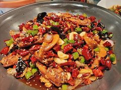 -有红鸡毛店·川菜(建设路店)