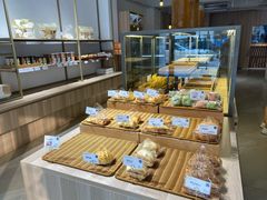 -顶东面包花园·生日蛋糕(世博店)