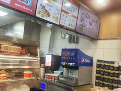 -塔斯汀中国汉堡(白云京溪地铁站店)