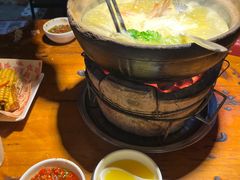 -捞围鲜·港式打边炉(海阳路店)