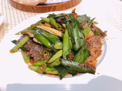 -巴扎美食·新疆菜·西域歌舞表演餐厅(新疆大厦店)