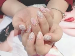 -花系美·美甲美睫精品店