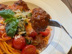 -Common Table · Brunch & Coffee
