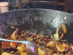 -富正毅三下锅·湘西韵味(天门山索道店)