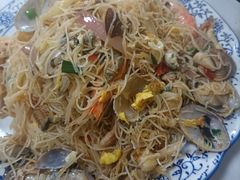 海鲜炒米粉-一路飘香面馆