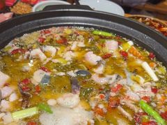 -小饕荟雅安贡椒鱼鲜馆(广福桥店)