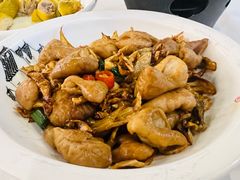 白椒炒肥肠-围龙屋客家食府(福田店)