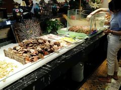 -九寸花汀海鲜烤肉自助(中东迪克店)