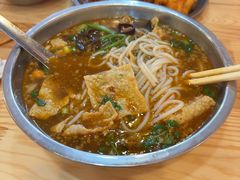 -柳州肥姨妈大骨螺蛳粉(东靖路店)