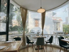 -Mark&Mars Restaurant