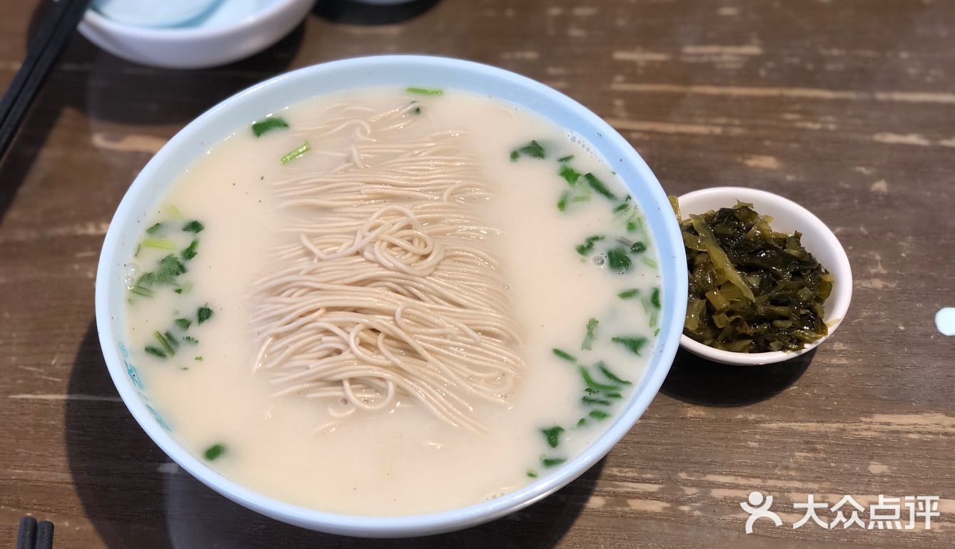 实名pick翠奇小笼的精品小笼包,鱼汤面,味道真的太赞了!