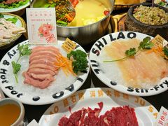 -居石捞·潮汕卤水火锅(南国明珠店)