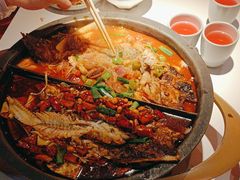 -鸣记脆皮烤鱼·海鲜烤鱼(三八广场店)