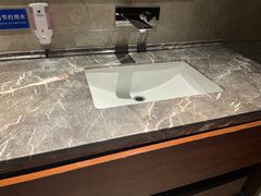 -大连金石滩绿发温泉假日酒店
