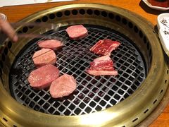 -肉魁屋·烧肉·烧鸟·酒场(高新店)