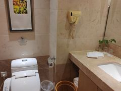 -南京双门楼宾馆(盐仓桥地铁站阅江楼店)