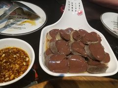 -鱼窝棚柴火铁锅炖(富山屯店)