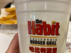 -The Habit Burger Grill 哈比特汉堡(爱琴海店)
