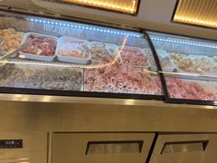 -嘎琉鲜切牛肉自助火锅