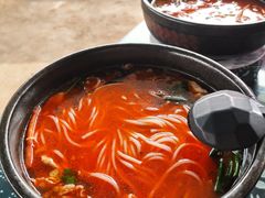 -桥香园云南过桥米线(金马碧鸡店)