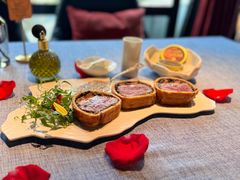 -弦月窗LUNETTE BY AMANDA(复兴路店)