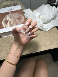 -槿里日式美甲工作室