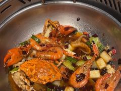-七欣天香辣蟹火锅(上海银亿滨江店)