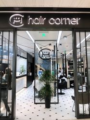 -HAIR CORNER