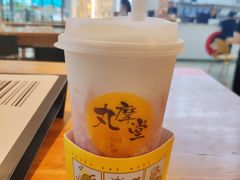 蜜桃丸奶-丸摩堂鲜果茶(九方店)