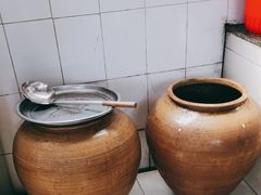 -正宗杨记普洱酸醋米线(总店)
