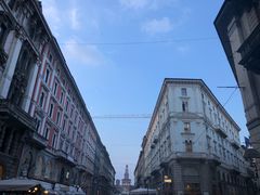 -文艺复兴百货(米兰大教堂广场店)