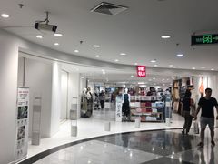 -优衣库(上海正大广场店)